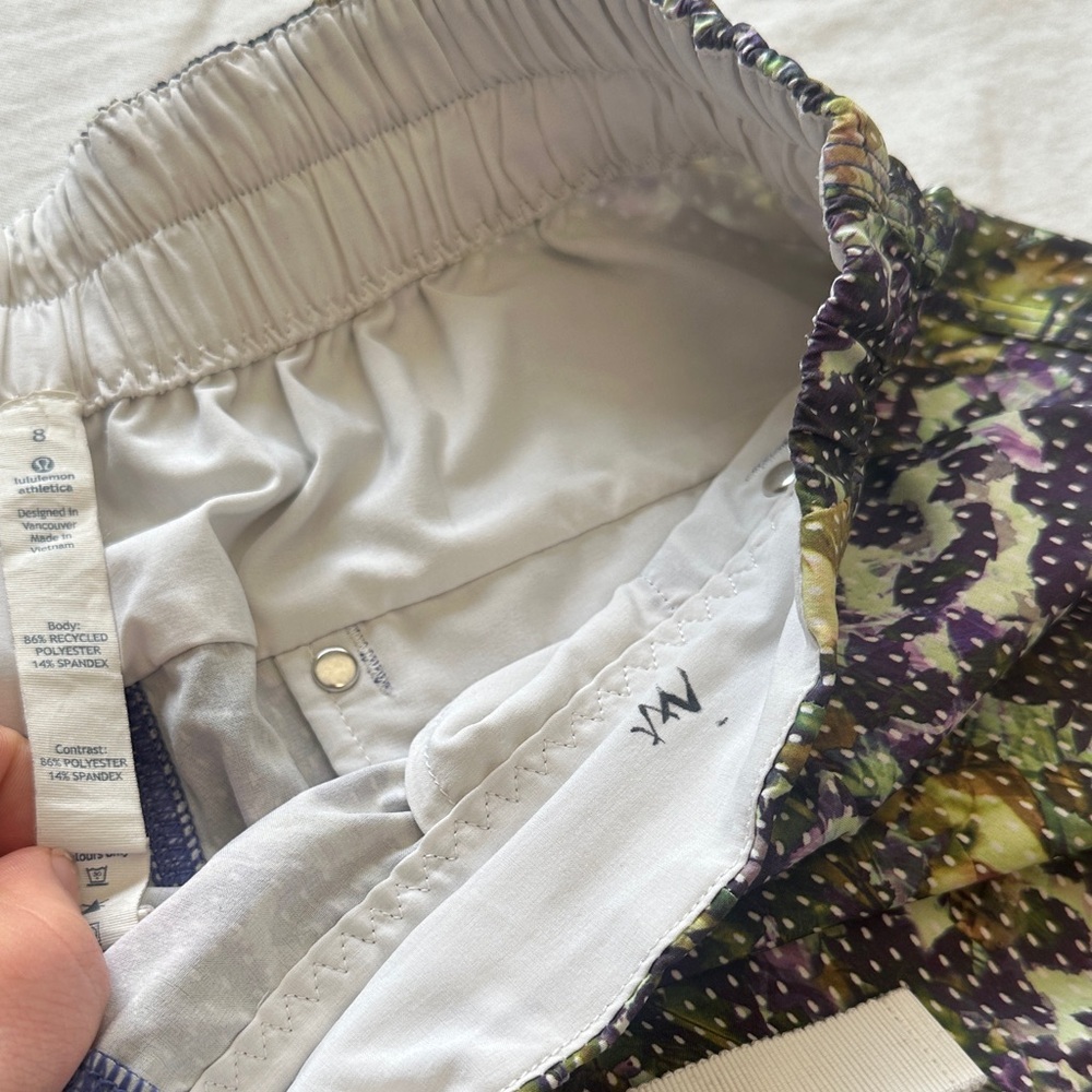 Lululemon Multicolor Patterned Shorts - Picture 6 of 10